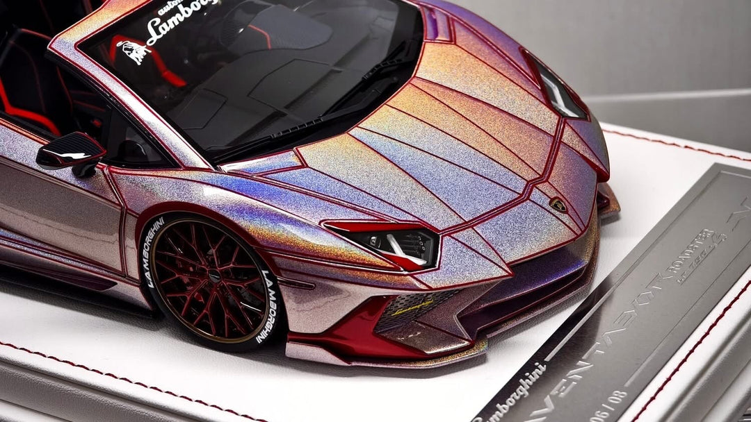 Lamborghini Aventador Roadster (Fantasy Pink TRON) [Davis & Giovanni] 1:18 scale