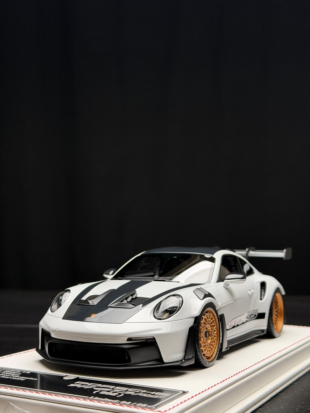 Porsche 911 GT3 RS (White) [Davis & Giovanni] 1:18 scale