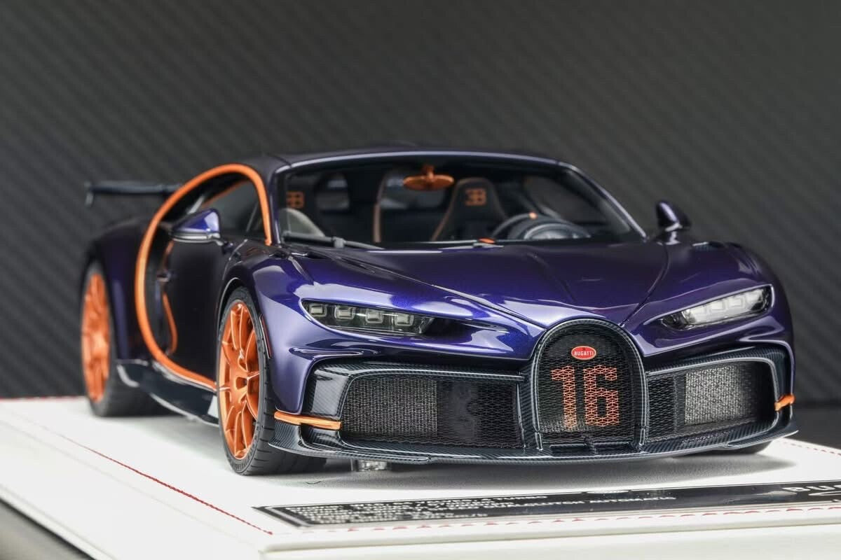Bugatti Chiron Pur Sport (Purple/ Bronze) [Davis & Giovanni] 1:18 scal