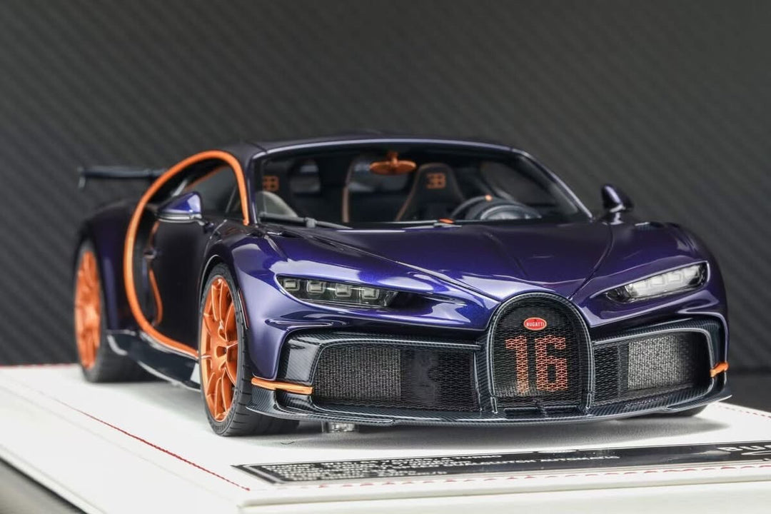Bugatti Chiron Pur Sport (Purple/ Bronze) [Davis & Giovanni] 1:18 scale