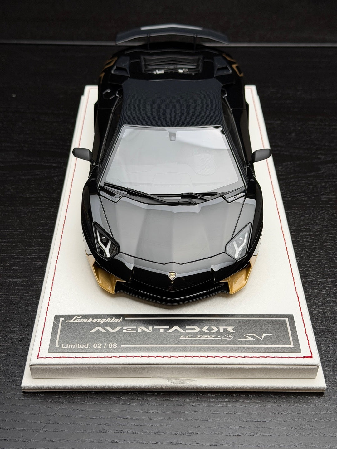 Lamborghini Aventador LP750-4 SV (Black/ Gold) [Davis & Giovanni] 1:18 scale