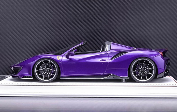 Ferrari 488 Pista Spider NOVITEC (Purple/i.stripe) [Davis & Giovanni] 1/18 scale