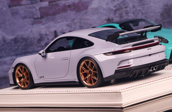 Porsche 911 GT3 (Gray) [Davis & Giovanni] 1/18 scale