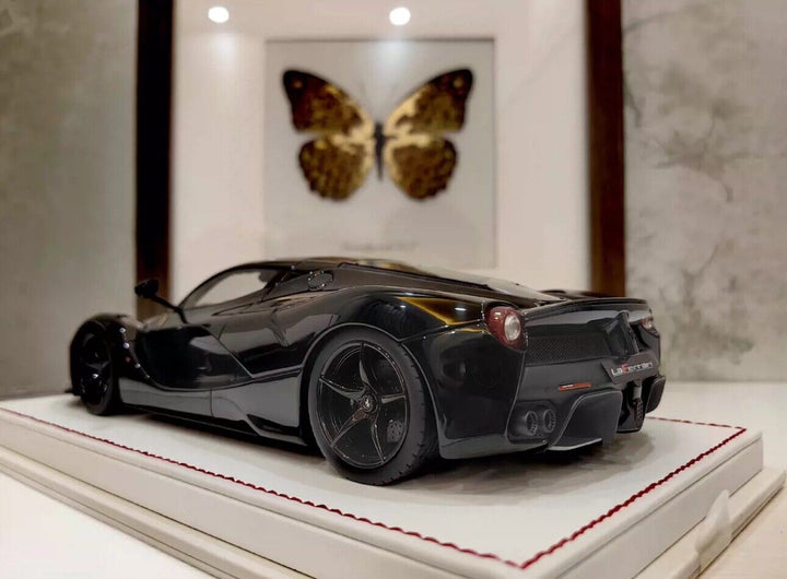 Ferrari LaFerrari (Gloss Black) [Davis & Giovanni] 1:18 scale
