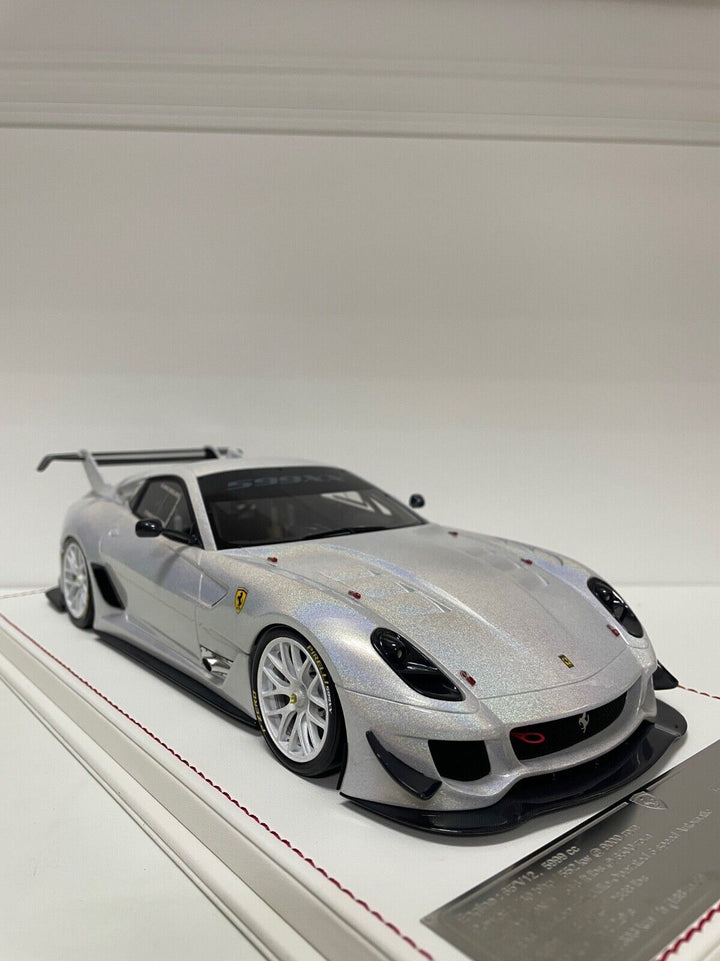 Ferrari 599XX EVO (Fantasy White) [Davis & Giovanni] 1/18 scale