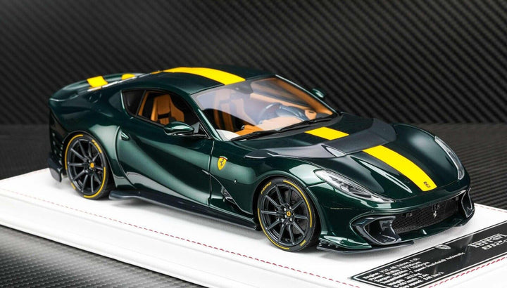 Ferrari 812 Competizione (Metallic Green/yellow ) [Davis & Giovanni] 1:18 scale