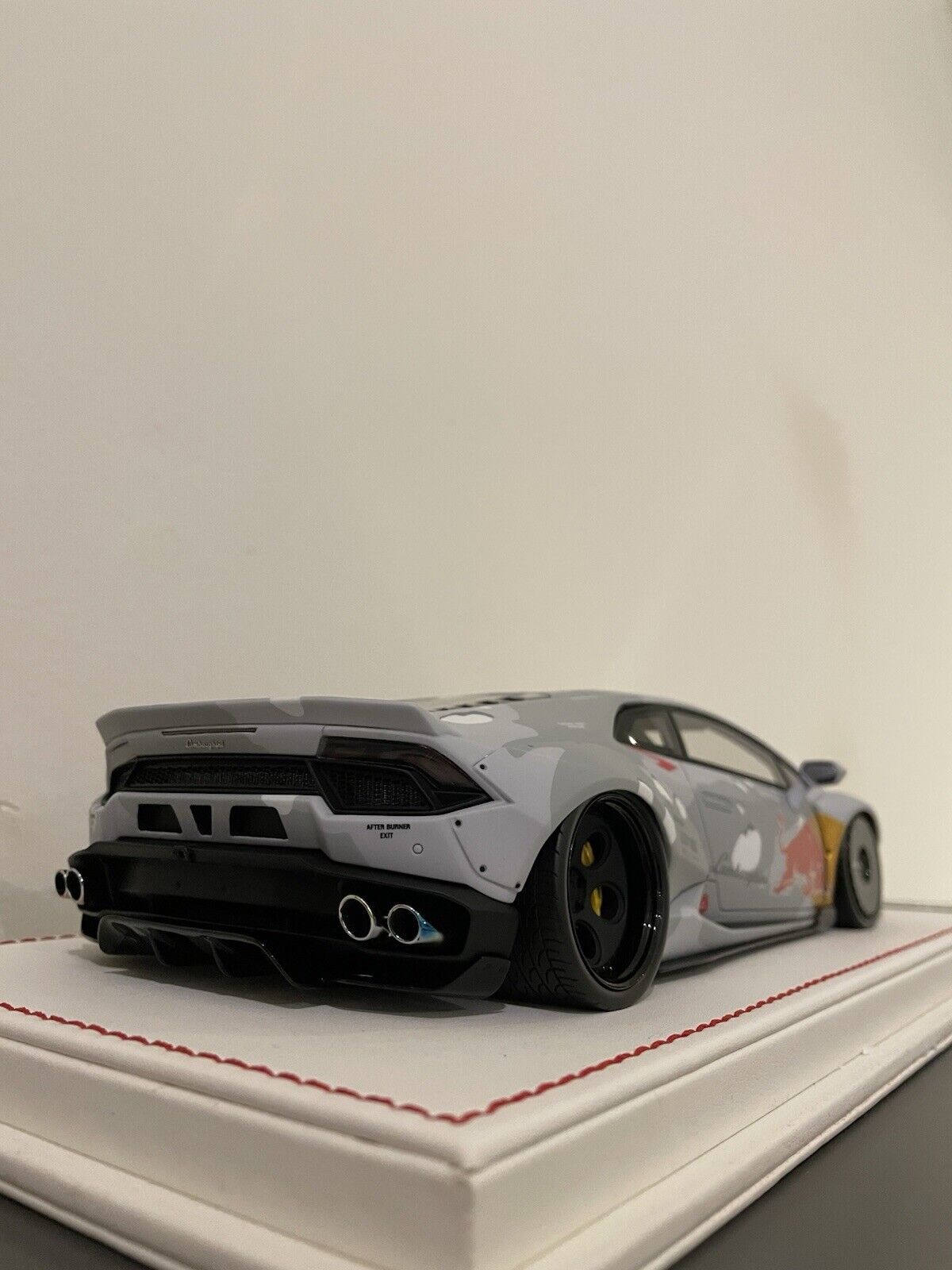 Lamborghini Huracan Mad Mike (Gray Red Bull) [Davis & Giovanni] 04/20