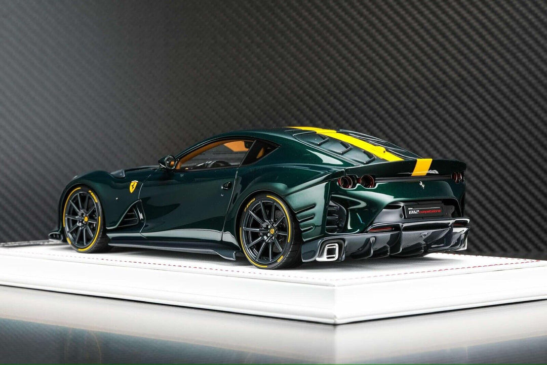 Ferrari 812 Competizione (Metallic Green/yellow ) [Davis & Giovanni] 1:18 scale