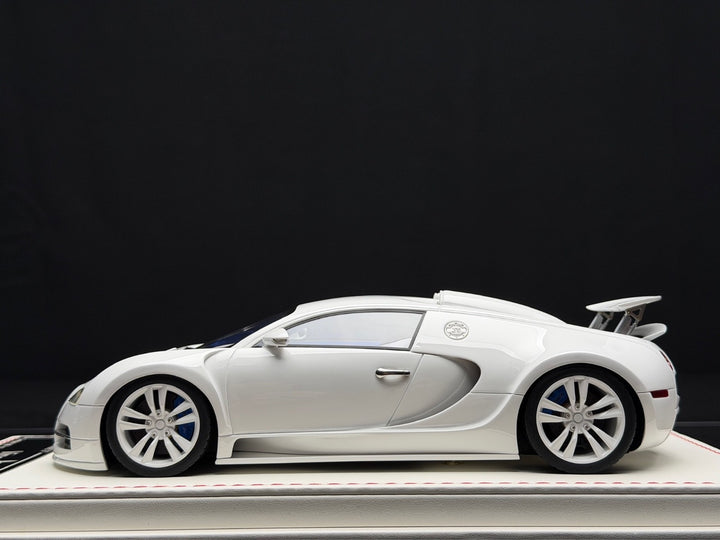 BUGATTl Veyron Mansory "Vincero" (White - SIGNED) [Davis & Giovanni] 1:18 scale