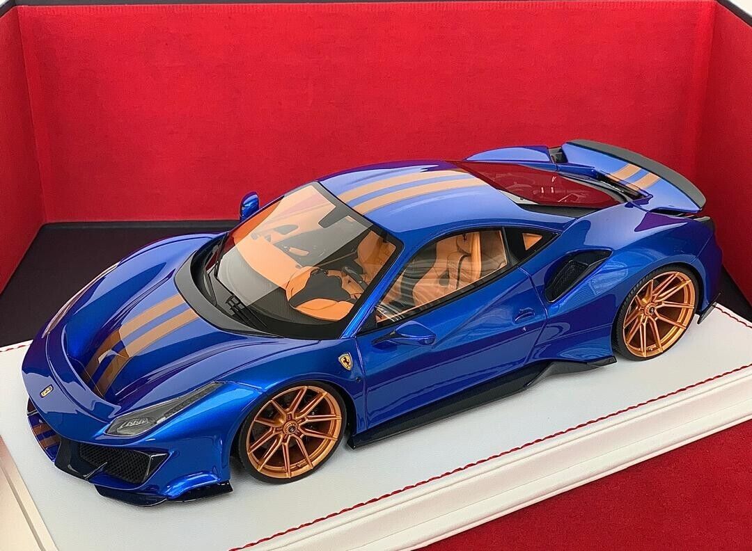 Ferrari 488 Pista (Metallic Blue) [Davis & Giovanni] 1/18 scale