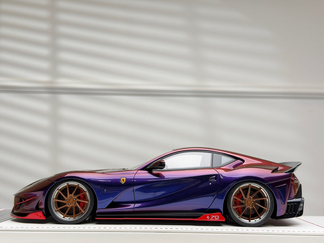 Ferrari 812 Superfast SVR (Chameleon Purple) [Davis & Giovanni] 1/18 scale
