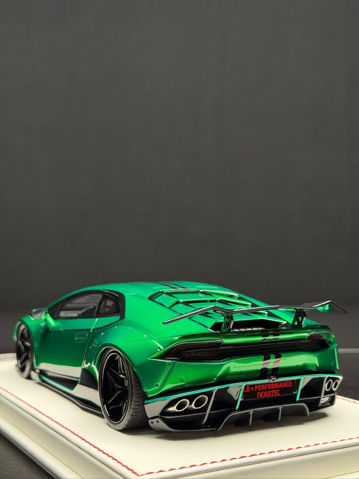 Lamborghini Huracan LBWK x NOVITEC (Green) [Davis & Giovanni] 1:18 scale