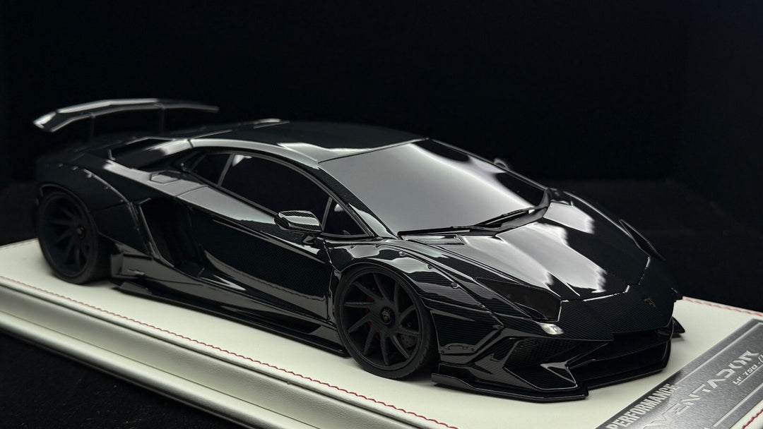Lamborghini Aventador LP750-4 LBWK (Carbon Fiber) [Davis & Giovanni] 1:18 1 OF 1