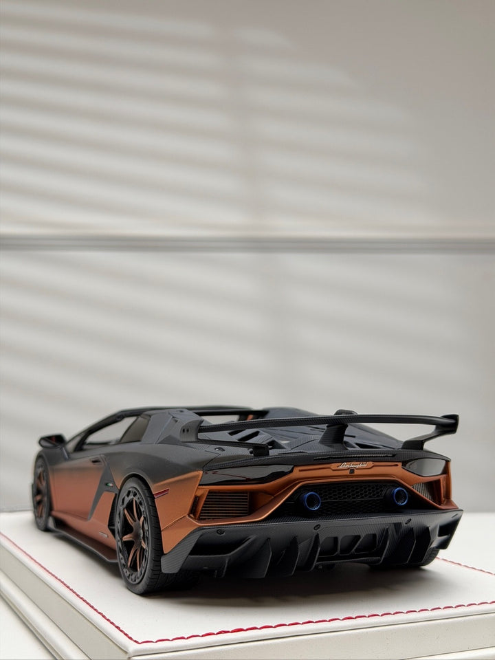 Lamborghini Aventador SVJ Roadster (Black) [Davis & Giovanni] 1/18 scale 1 OF 1