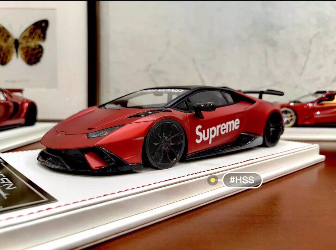 Lamborghini Huracan Performante NOVITEC (Supreme) [Davis & Giovanni] 1/18 scale