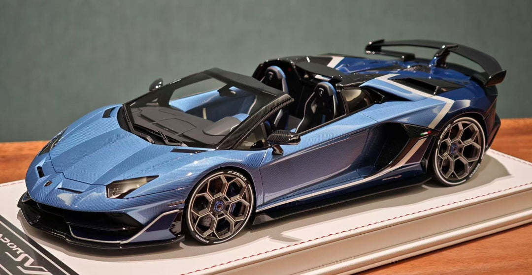 Lamborghini Aventador SVJ Roadster (Blue Carbon) [Davis & Giovanni] 1:18 scale