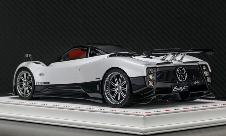 Pagani Zonda F (White/ Black) [Davis & Giovanni] 1:18 scale