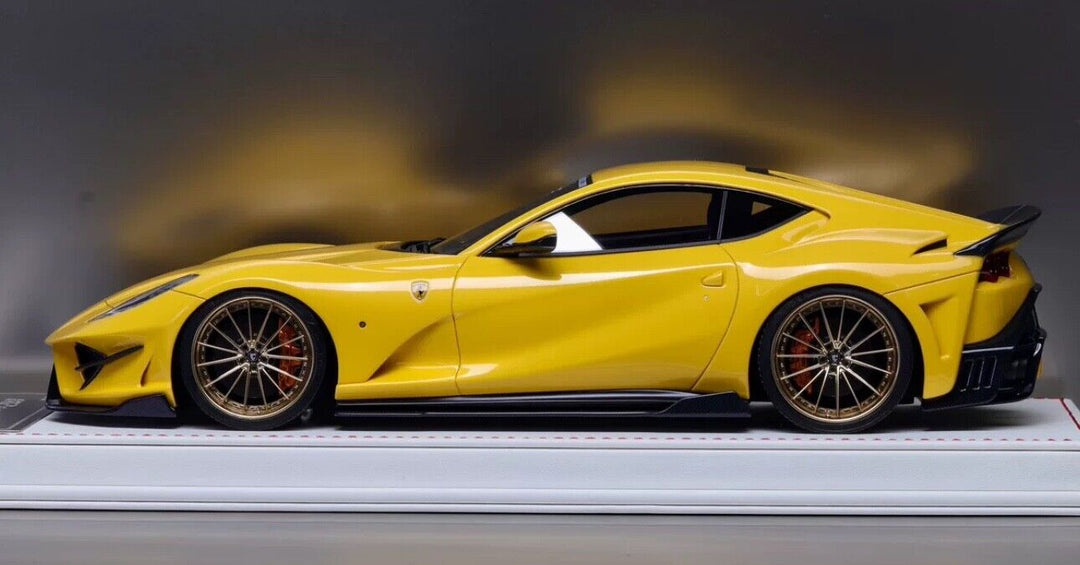 Ferrari 812 Superfast SVR (Yellow) [Davis & Giovanni] 1/18 scale
