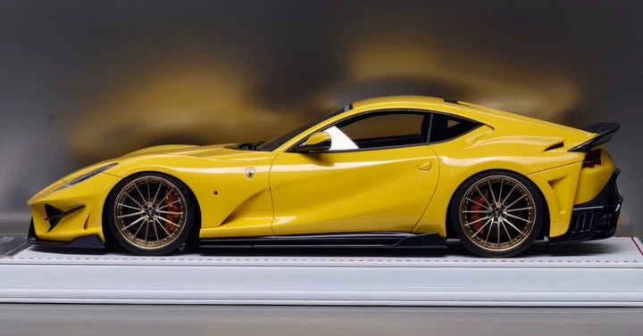 Ferrari 812 Superfast SVR (Yellow) [Davis & Giovanni] 1/18 scale