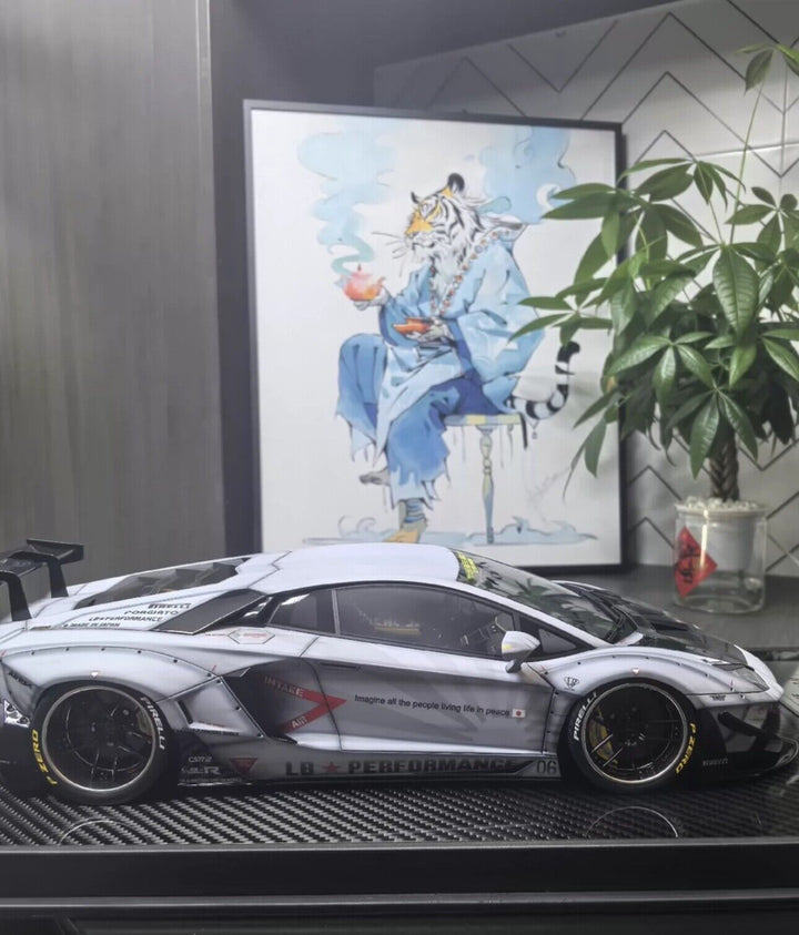 Lamborghini Aventador 2.0 LBWK (Matt Gray Zero Zen)[Davis & Giovanni] 1/12 scale