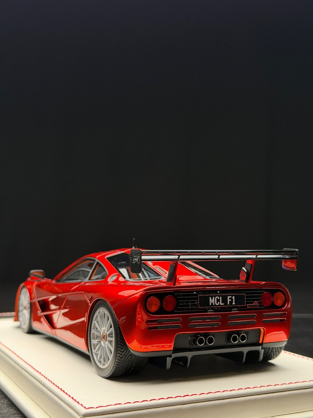 McLaren F1 Chassis no. 073 (Volcano Orange) [Davis & Giovanni] 1/18 scale