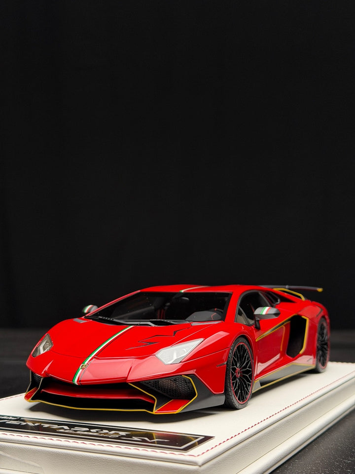 Lamborghini Aventador LP750-4 SV (Red/ Italy Flag) [Davis & Giovanni] 1:18 scale