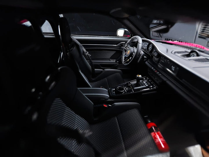 Porsche 911 GT3RS (Ruby Star) [Davis & Giovanni] 1/18 scale
