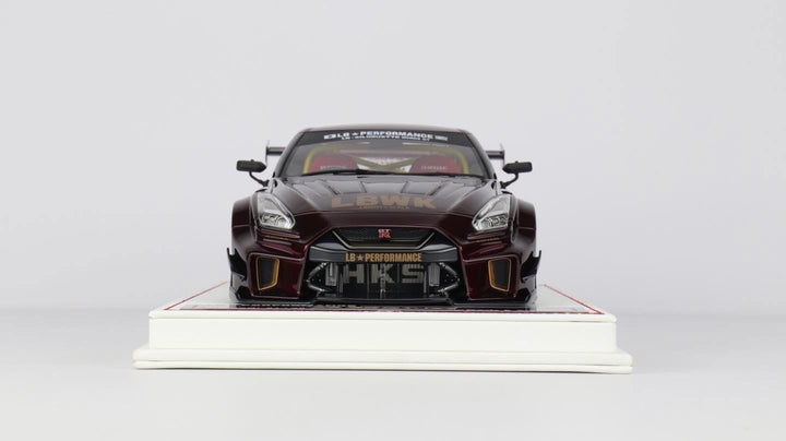 Nissan R35 GT-RR LBWK (Wine Red) [Davis & Giovanni] 1/18 scale
