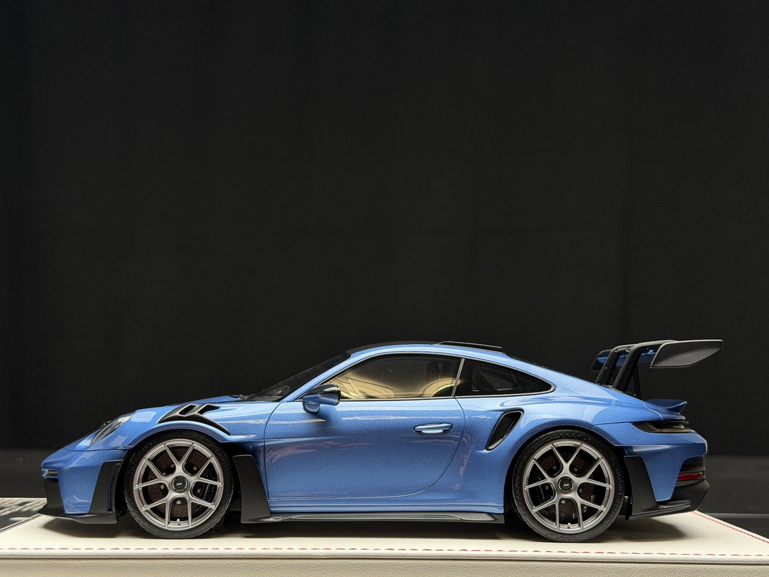 Porsche 911 GT3 RS (Metallic Blue) [Davis & Giovanni] 1:18 scale