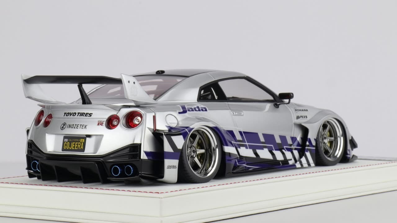 Davis&Giovanni LBWKリバティーウォーク　R35 GTR グレー Nissan R35 GT-RR LBWK (Silver/ Blue Jada Livery) [Davis & Giovanni] 1/