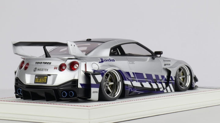 Nissan R35 GT-RR LBWK (Silver/ Blue Jada Livery) [Davis & Giovanni] 1/18 scale