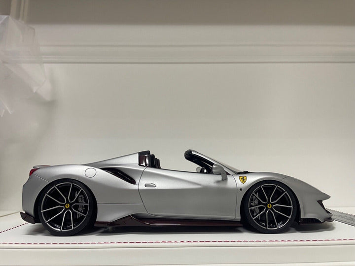 Ferrari 488 Pista Spider NOVITEC (Matt Silver) [Davis & Giovanni] 1/18 scale