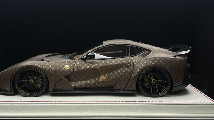 Ferrari 812 N-LARGO NOVITEC LV (Louis Vuitton ) [Davis & Giovanni] Brown 1/18