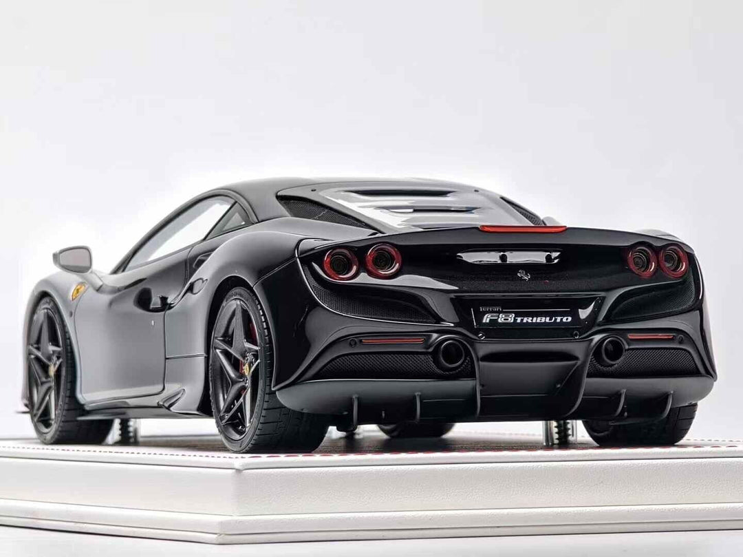 Ferrari F8 Tributo NOVITEC (Silver/black) [Davis & Giovanni] 1/18 scale