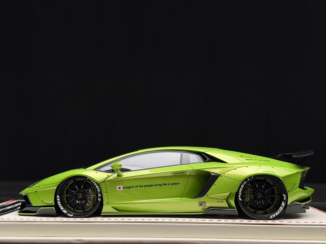 Lamborghini Aventador LBWK (Green) [Davis & Giovanni] 1:18 scale