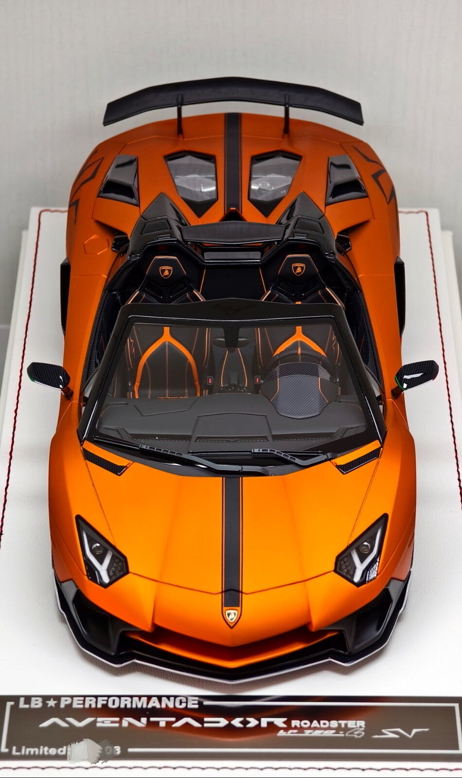 Lamborghini Aventador Roadster SV (Matt Orange) [Davis & Giovanni] 1/18 scale