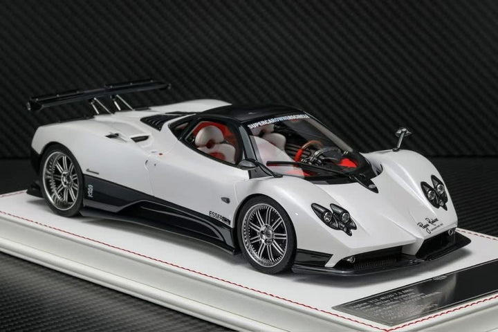 Pagani Zonda F (White/ Black) [Davis & Giovanni] 1:18 scale