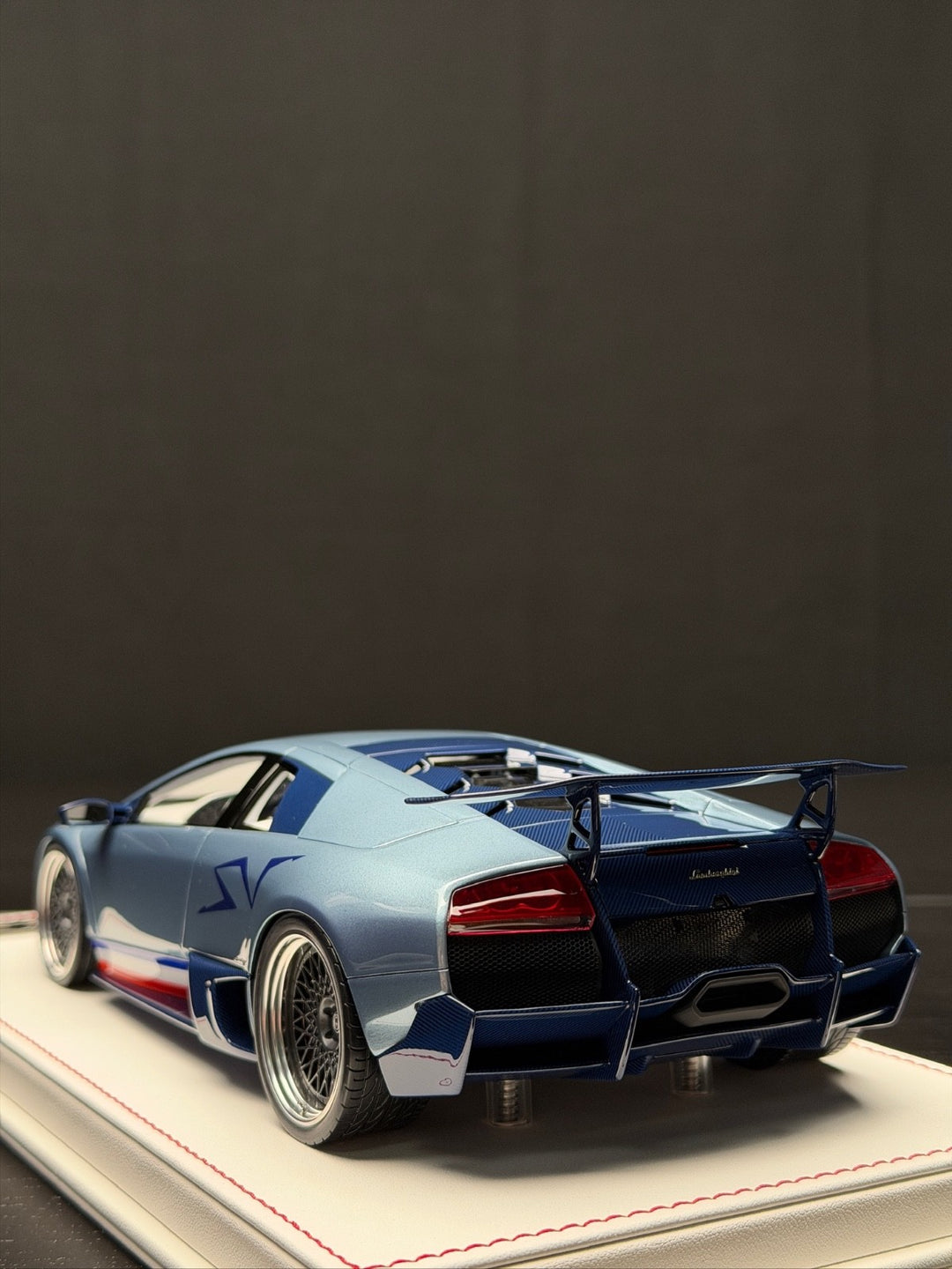 Lamborghini Murcielago LP670-4 SV (Ice Blue) [Davis & Giovanni] 1:18 scale