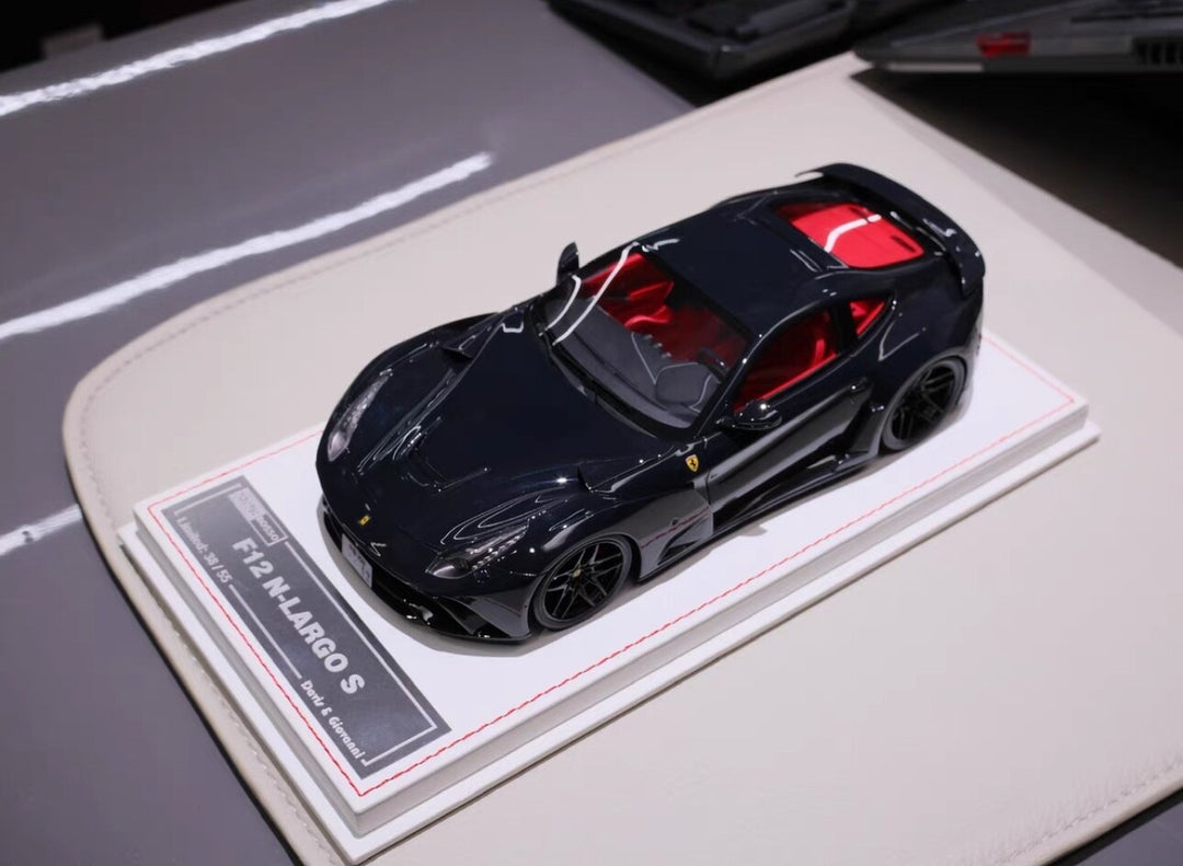 Ferrari F12 N-LARGO S NOVITEC (Full Gloss Carbon) [Davis & Giovanni] 1:18 scale