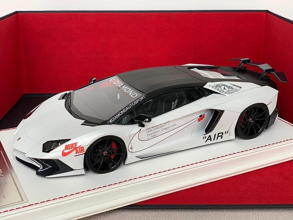 Lamborghini Aventador SV (Nike x Off-White) [Davis & Giovanni] 1/18 scale