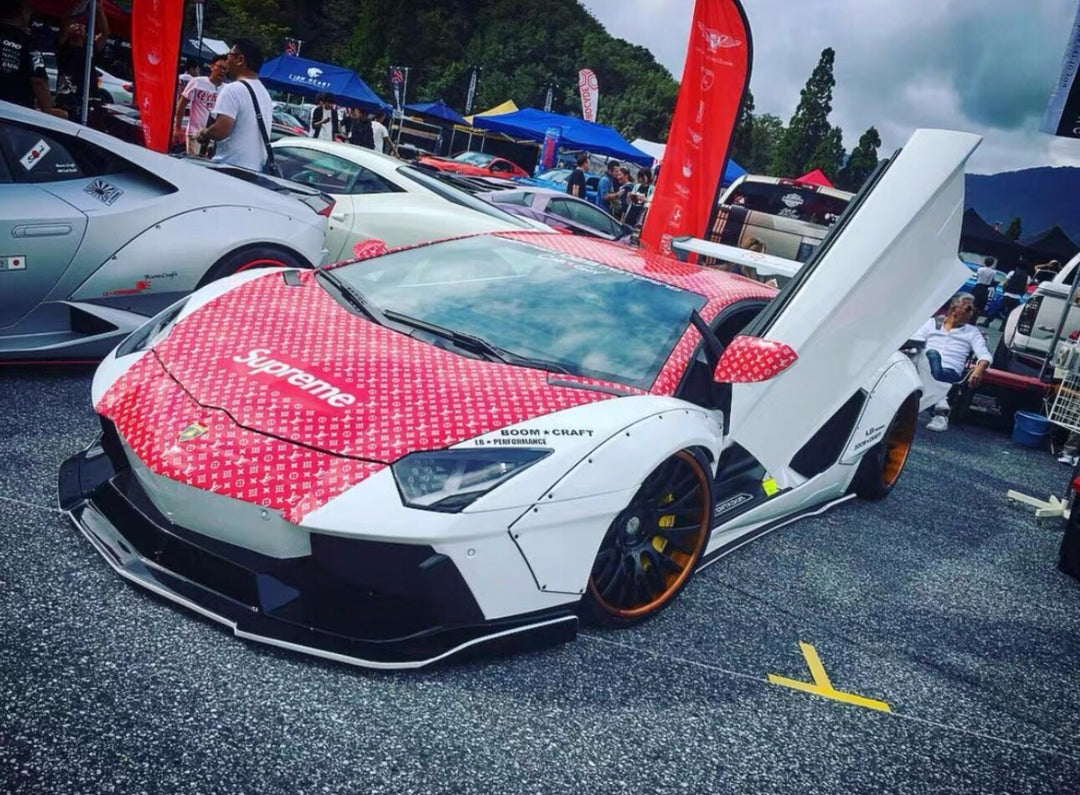 Lamborghini Aventador LBWK (Supreme x LV) [Davis & Giovanni] 1:12 scale