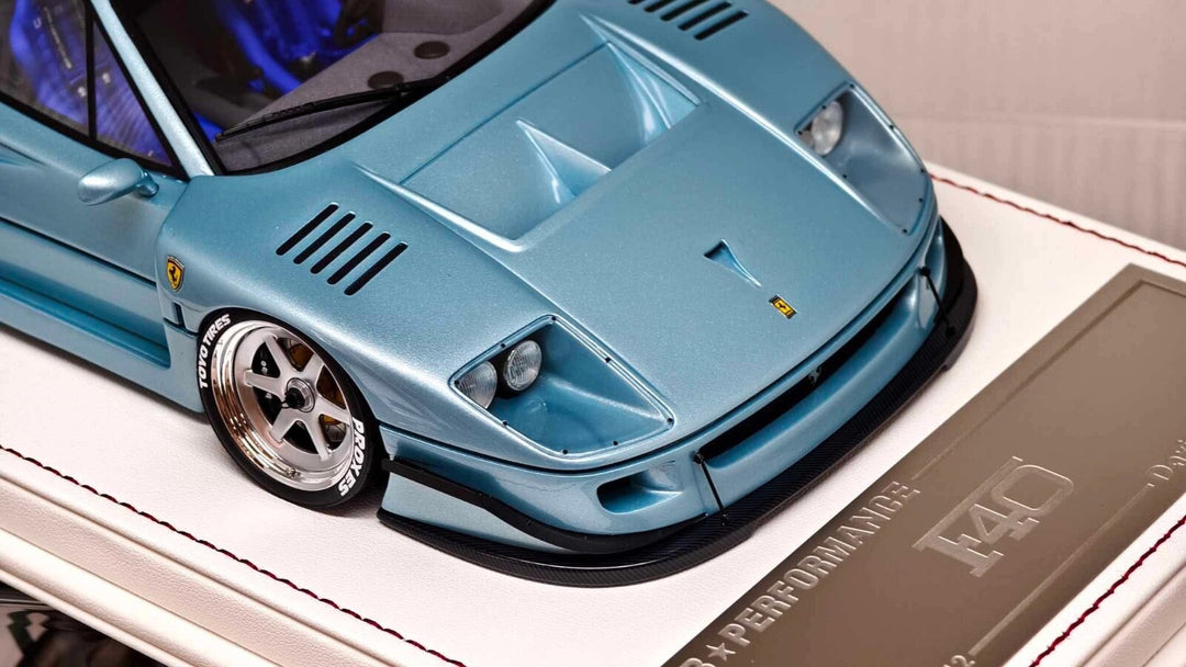 Ferrari F40 LBWK (Metallic Light Blue) [Davis & Giovanni] 1:18 scale