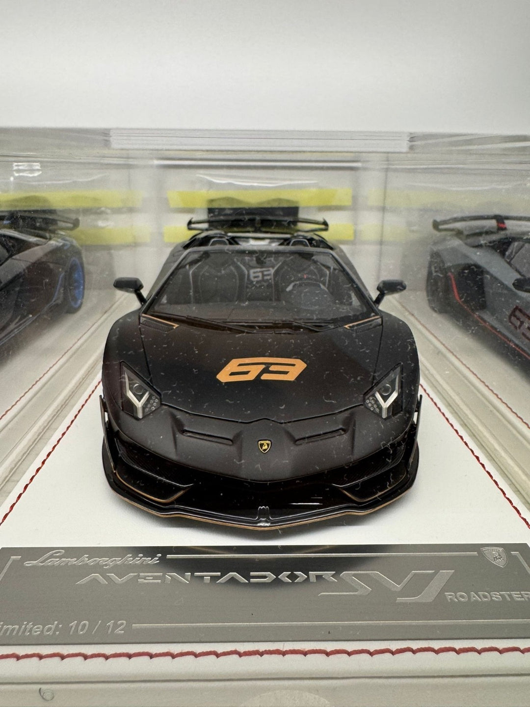 Lamborghini Aventador SVJ Roadster (Matte Black 63)[Davis & Giovanni] 1:18 scale