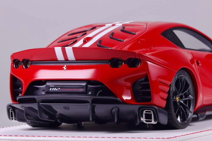 Ferrari 812 Competizione (Rosso Corsa) [Davis & Giovanni] 1/18 scale