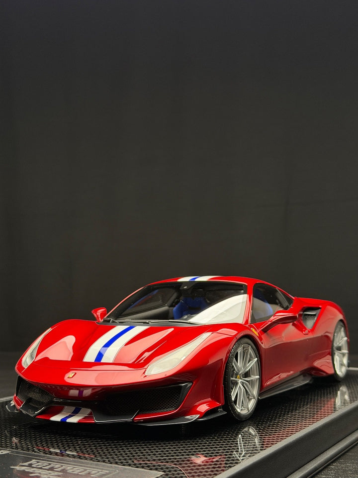 Ferrari 488 Pista (Rosso Magma, Blue/ White Stripe)[Davis & Giovanni] 1:12 scale