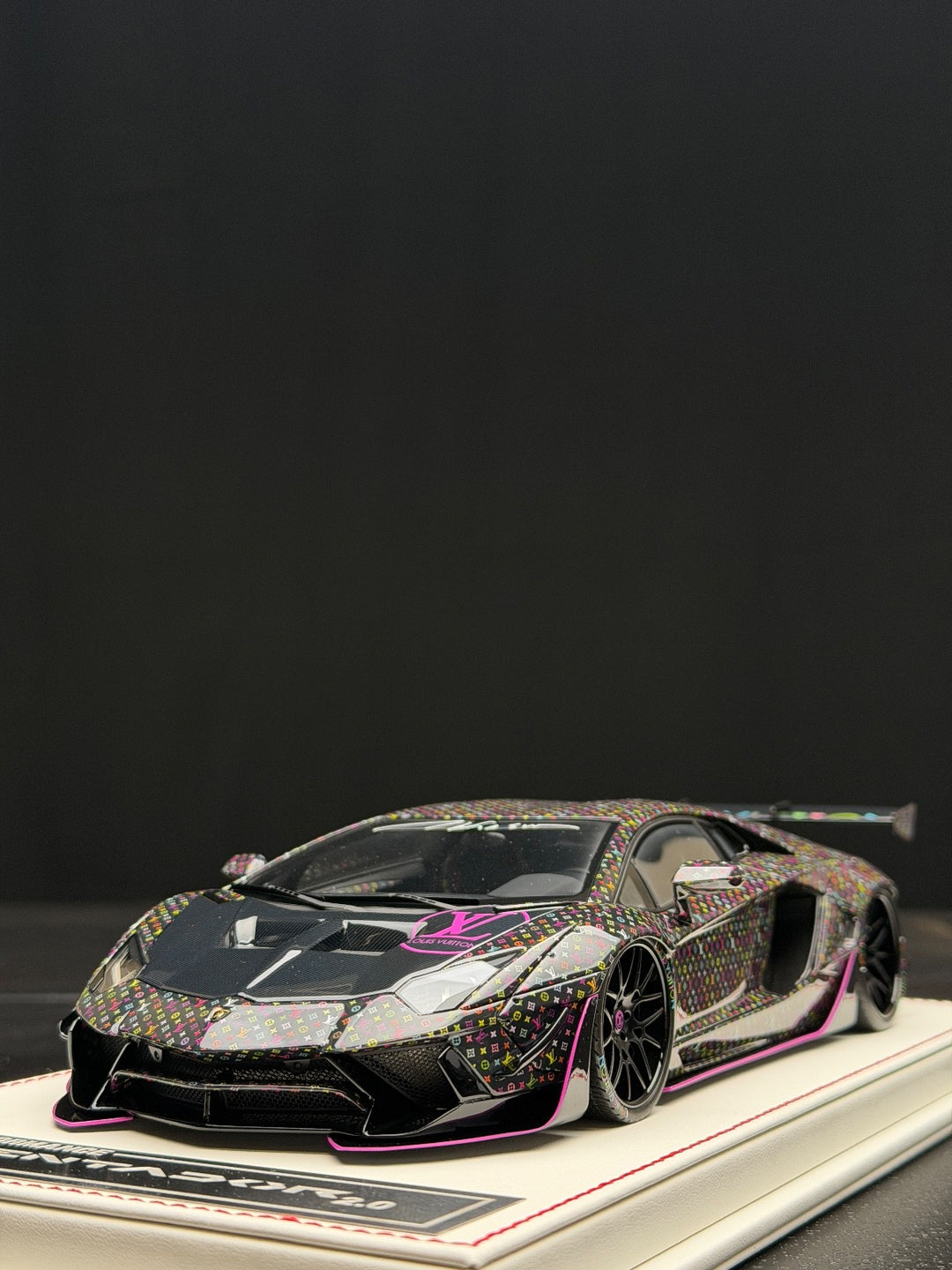 Lamborghini Aventador 2.0 LBWK (LV Monogram) [Davis & Giovanni] 1:18 scale