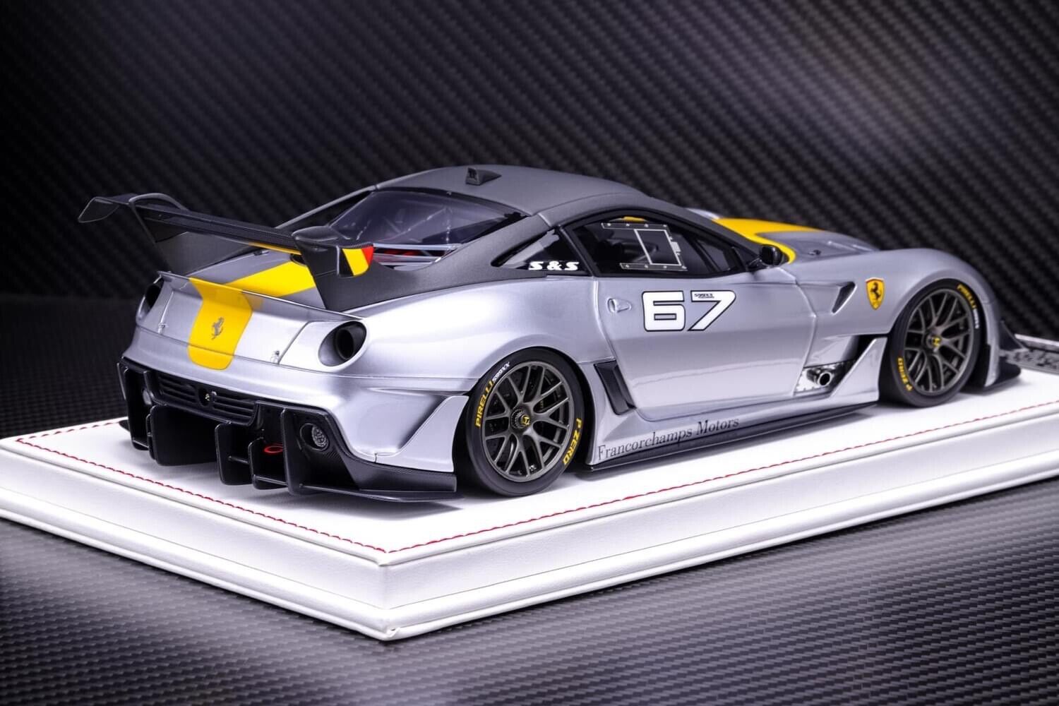 Davis&Giovanni1/43 フェラーリ599 ホワイト Ferrari 599XX EVO (Silver/Yellow 67, France) [Davis & Giovanni] 1/18 s