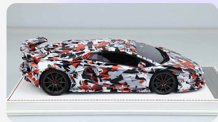 Lamborghini Aventador SVJ (Abstract Camo) [Davis & Giovanni] 1:18 scale