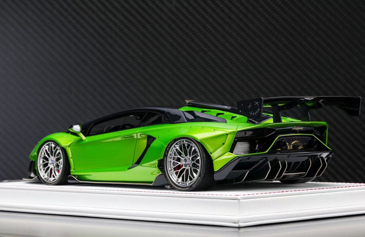 Lamborghini Aventador SVJ LBWK (Metallic Green) [Davis & Giovanni] 1:18 scale