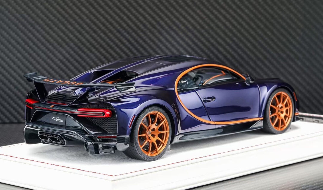 Bugatti Chiron Pur Sport (Purple/ Bronze) [Davis & Giovanni] 1:18 scale